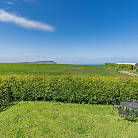 בית נופש 2 Bed In Port Mulgrave Oc-t29066 Hinderwell