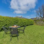 2 Bed In Port Mulgrave Oc-t29066