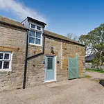 2 Bed In Port Mulgrave Oc-t29066